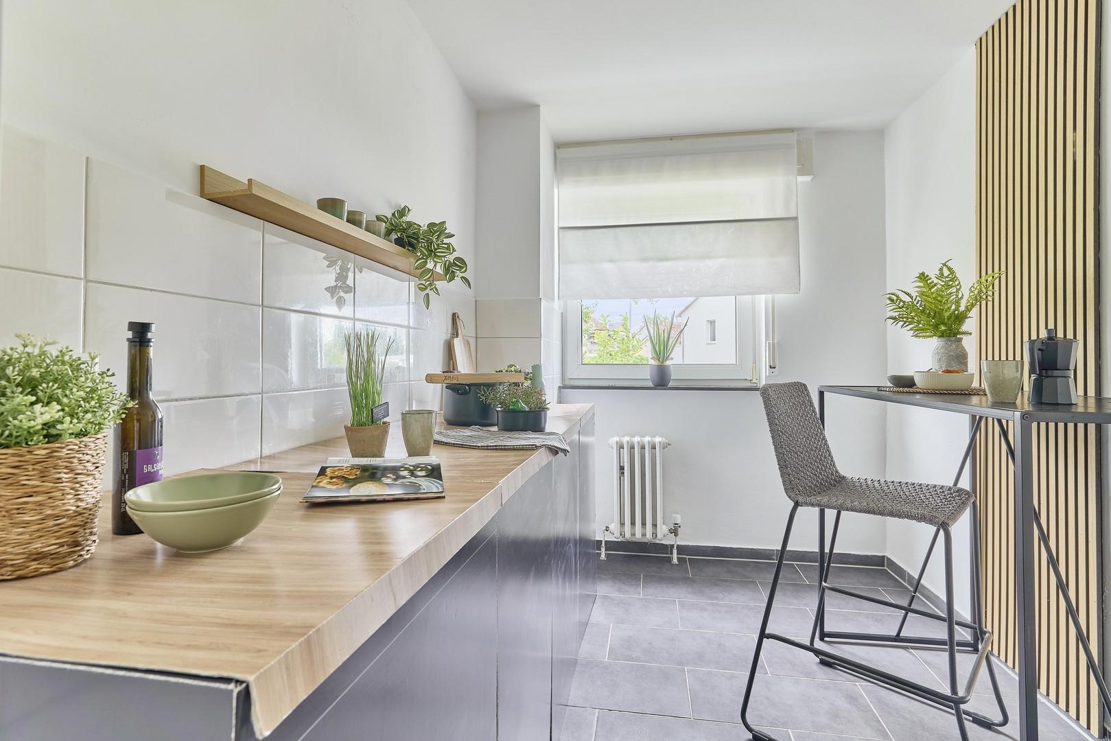 4-Zimmer-Wohnung mit überdachtem Balkon, Langen — Küche nach der Sanierung | Sanierung durch vivunt GmbH