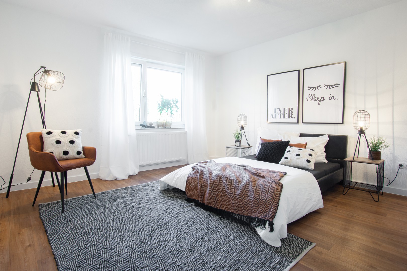 2-Zimmer-Wohnung mit Loggia und Mansardenzimmer, Ludwigshafen-Gartenstadt — Schlafzimmer nach der Sanierung | Sanierung durch vivunt GmbH