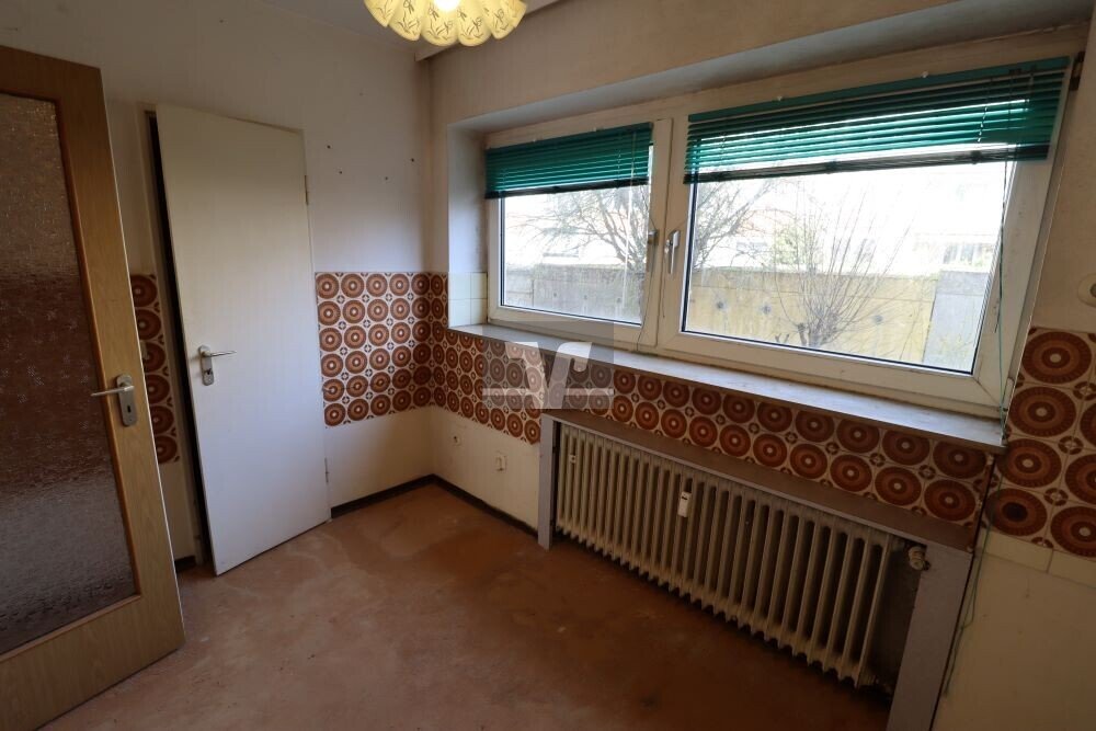 WE 11 — 4-Zimmer-Wohnung mit Garage, Ludwigshafen-Mundenheim — Zimmer vor der Sanierung | Sanierung durch vivunt GmbH